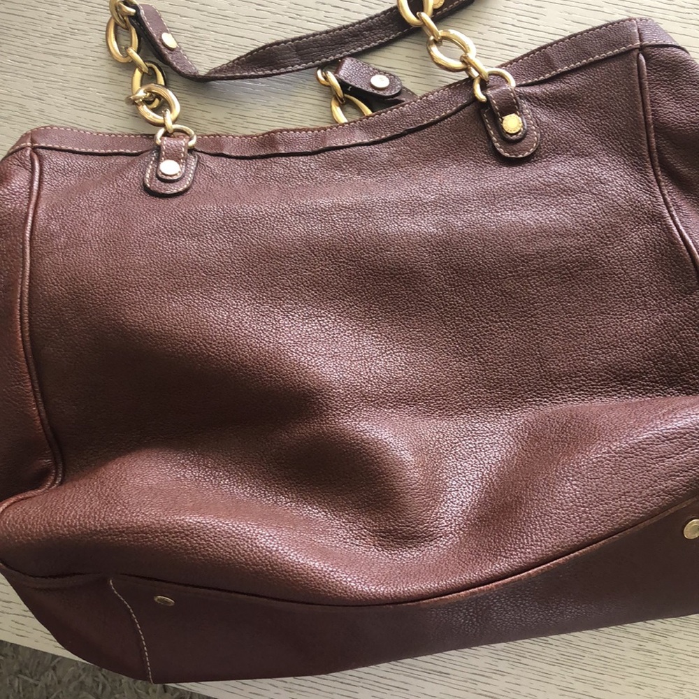 Bvlgari tote leather bag Size 18” x 12” x 5” - Picture 9 of 14